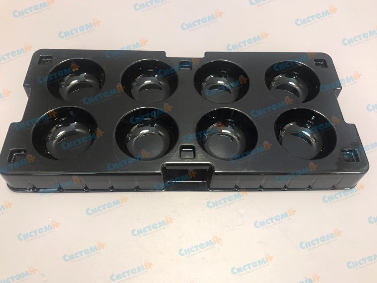 Упаковали настольные игры в пластик Упаковали настольные игры в пластик